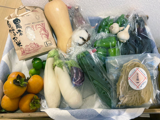 Vegetable Box of Naturally Cultivated Produce (from Awaji Island’s Natural Farming Method)